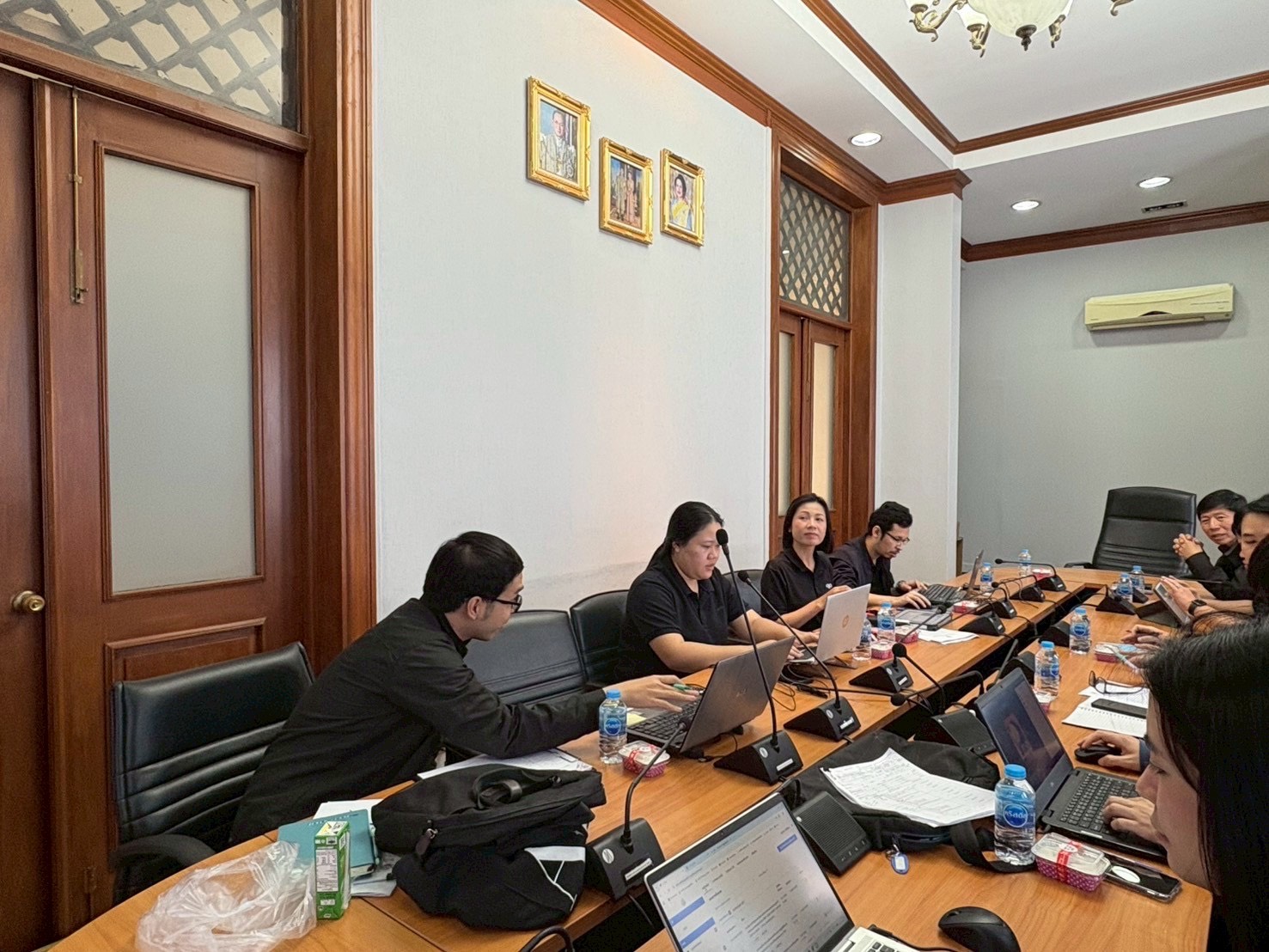 title - ร่วมประชุมคณะทำงานพัฒนาระบบงานดิจิทัลกระบวนงานด้านการตรวจสอบและรับรองมาตรฐานสินค้าเกษตรในเขตปฏิรูปที่ดิน ครั้งที่ 1/2569 พร้อมมีการร่วมประชุมผ่านระบบออนไลน์ ZOOM Meeting 